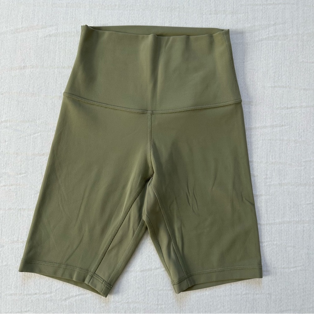 Align Short 8”